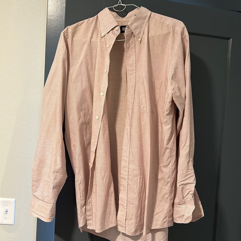 Men’s light red Lands End button up